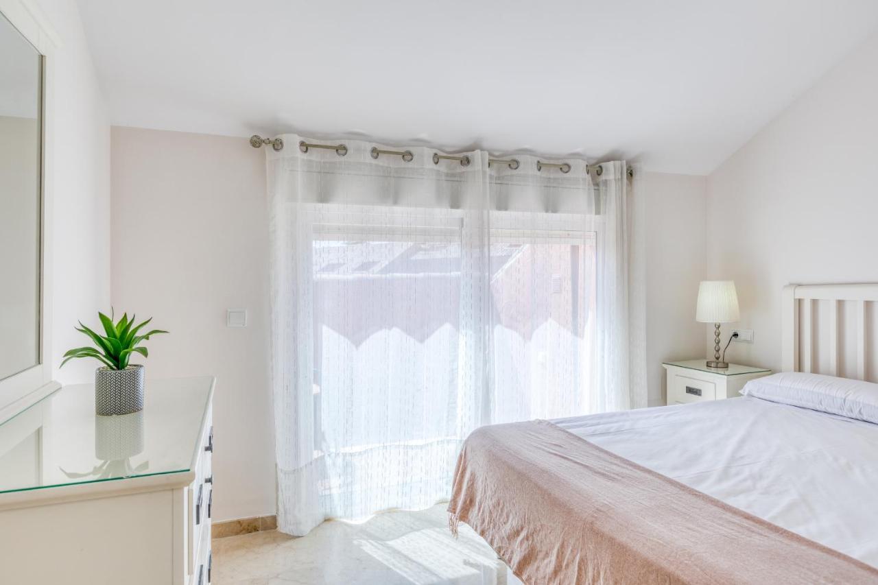 에스테포나 La Fragata Penthouse Lf1 아파트 외부 사진